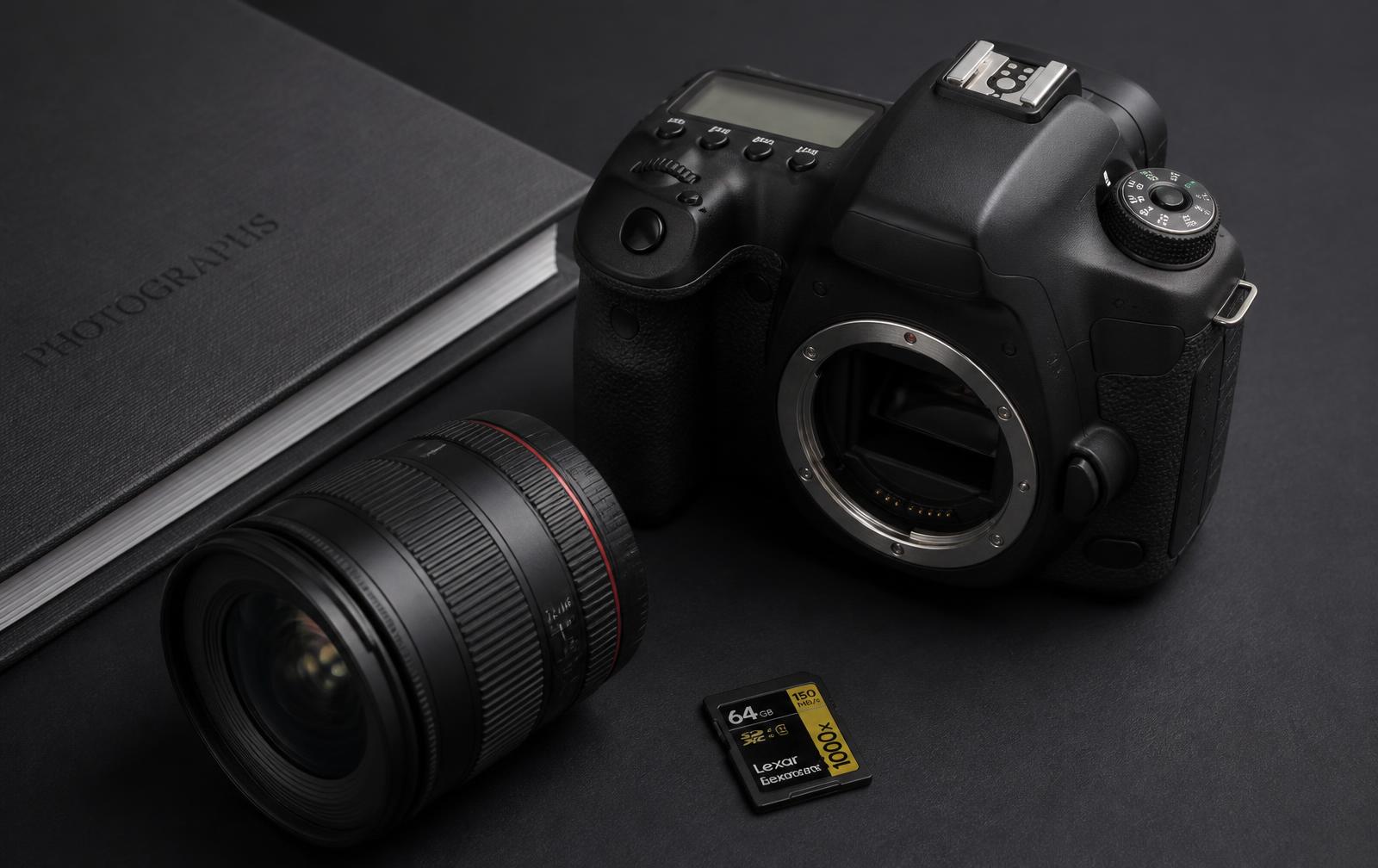 Camera body, lens, memory card and photo album distributed by New Teltron